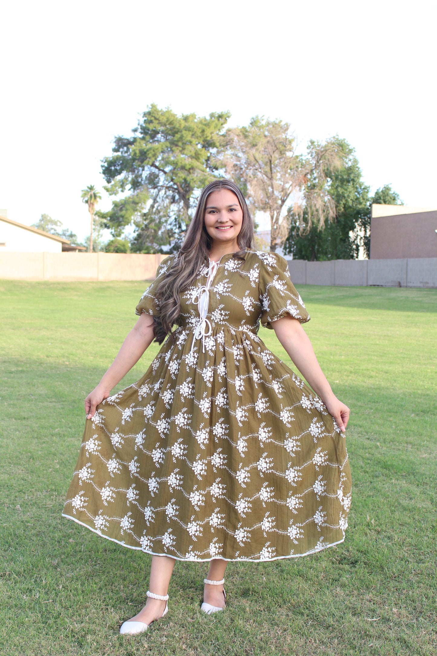 Vintage-Inspired Embroidered Midi Dress