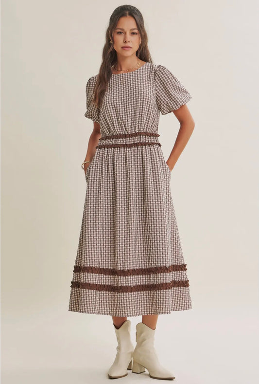 Leonor Country Bakery Flocked Polka Dot Gingham
Midi Dress