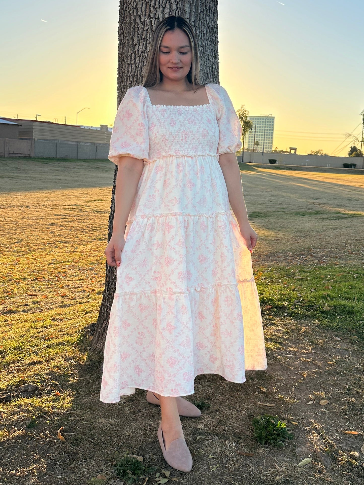 Katy Vintage Porcelain Print
Tiered Midi Dress