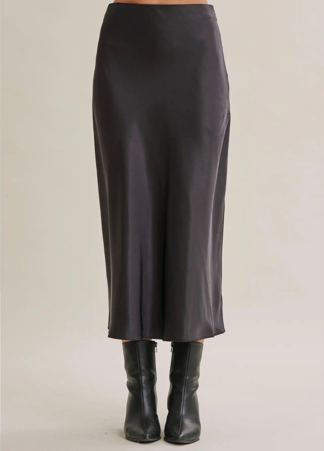 Isa Moonlit Thick High Quality Silky Satin Bias
Cut Maxi Skirt